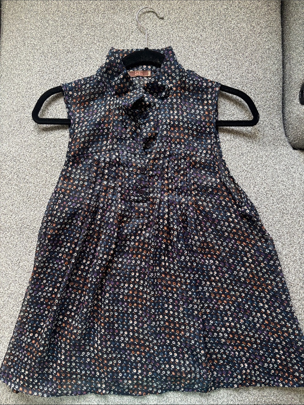 Sleeveless Navy Floral Print Button-Front Women's Top